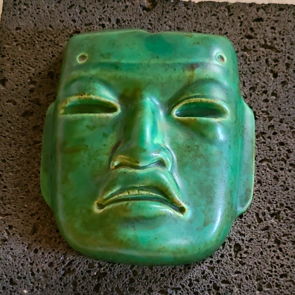 VTG INAH Mexico Olmec Jadeite STYLE Mask Authorized Museum Reproduction Signed